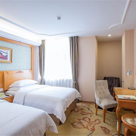 Vienna Hotel Guangzhou Nanpu Station Luaran gambar