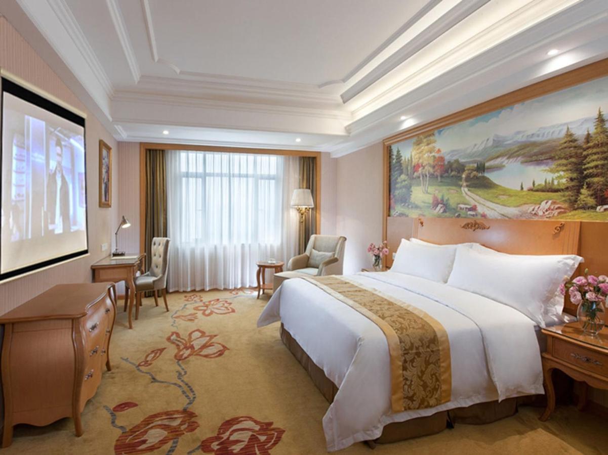 Vienna Hotel Guangzhou Nanpu Station Luaran gambar
